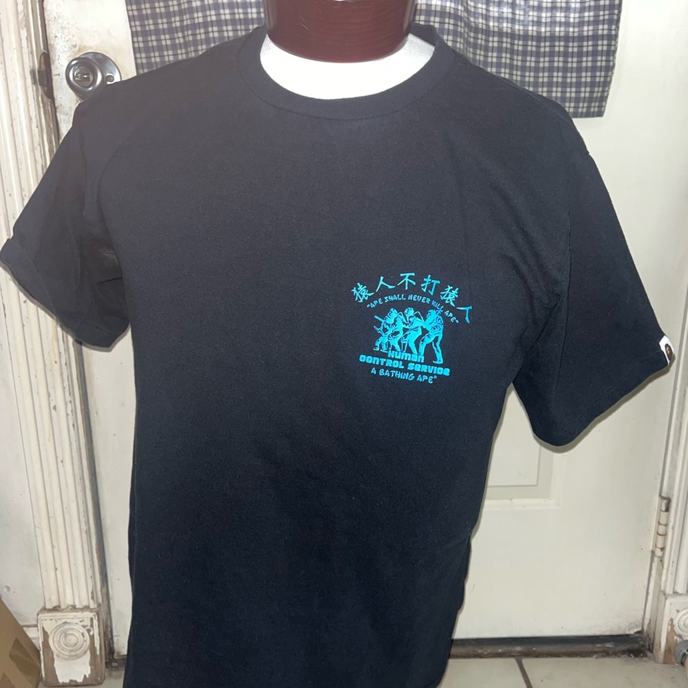 L BAPE tshirt ready to ship